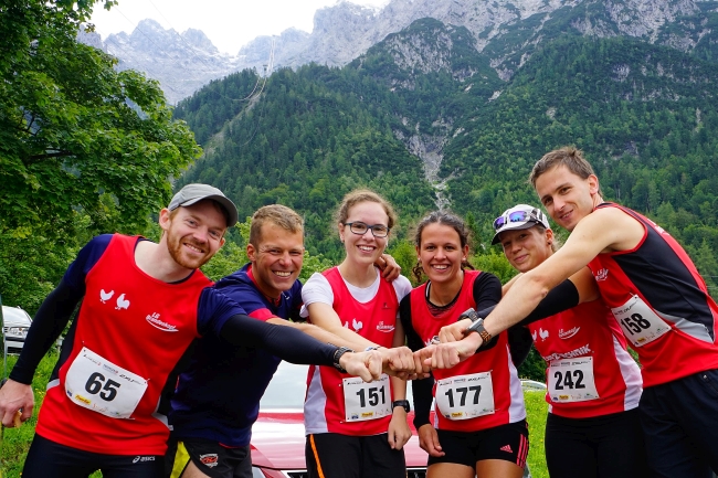 Johannes Hasselmann, David Mild, Franziska Schmieder, Ann-Cathrin Uhl, Miriam K&ouml;hler und
Bruno Schumi